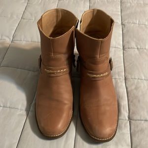 Sperry booties size 9